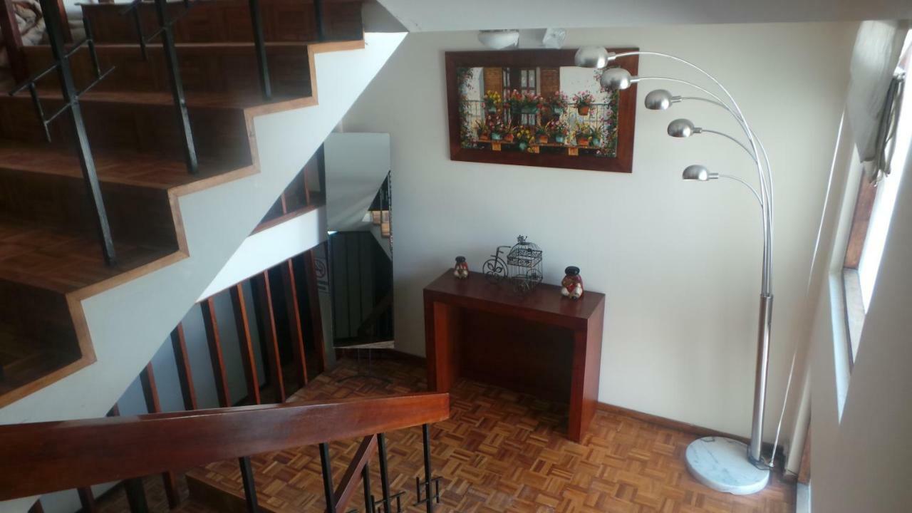 Hotel Villa Lafayette Quito Bagian luar foto